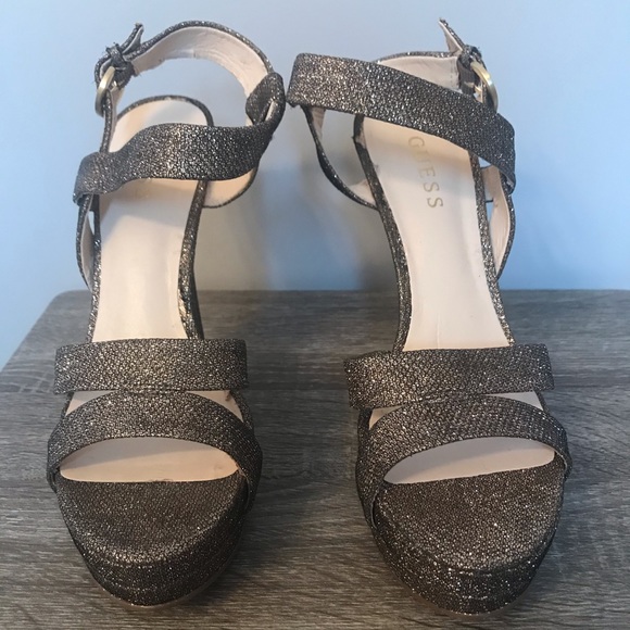 Guess Platform Heels - Picture 1 of 5